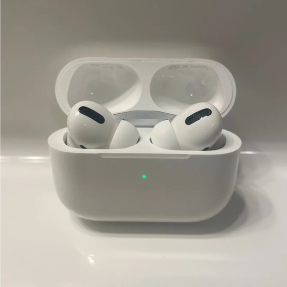 Apple AirPods Pro 1st Generation - Picture 4 of 4